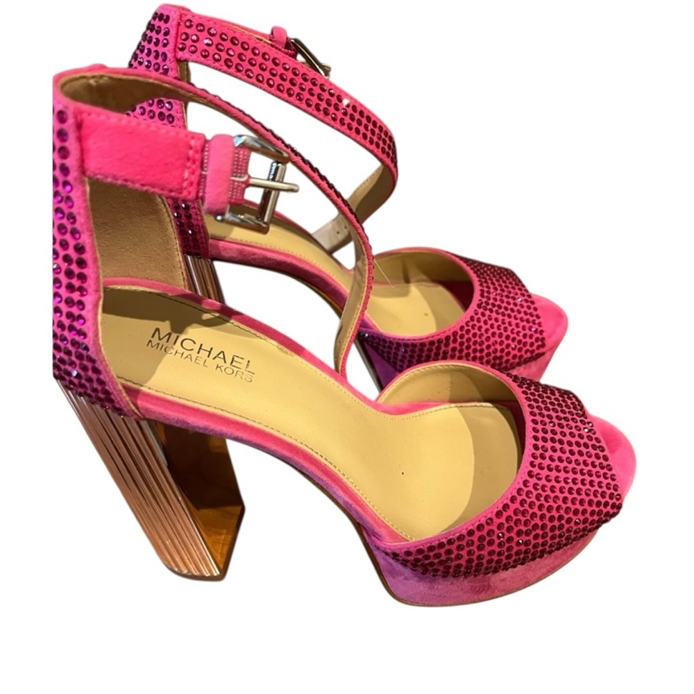 Michael Kors porter peep toe sandals. Sexy & wearable. Sz 6 SOLD out online. EUC